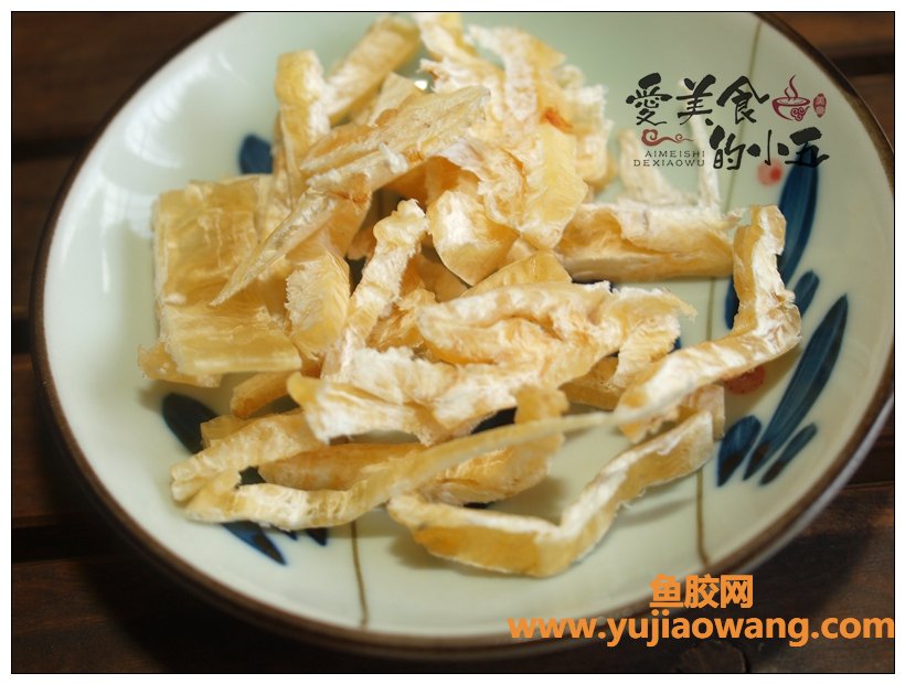 (鱼胶放什么一起炖)红枣炖鱼胶,晚上提前炖好的汤水,无须早起也有暖 (鱼胶放什么一起炖)红枣炖鱼胶,晚上提前炖好的汤水,无须早起也有暖