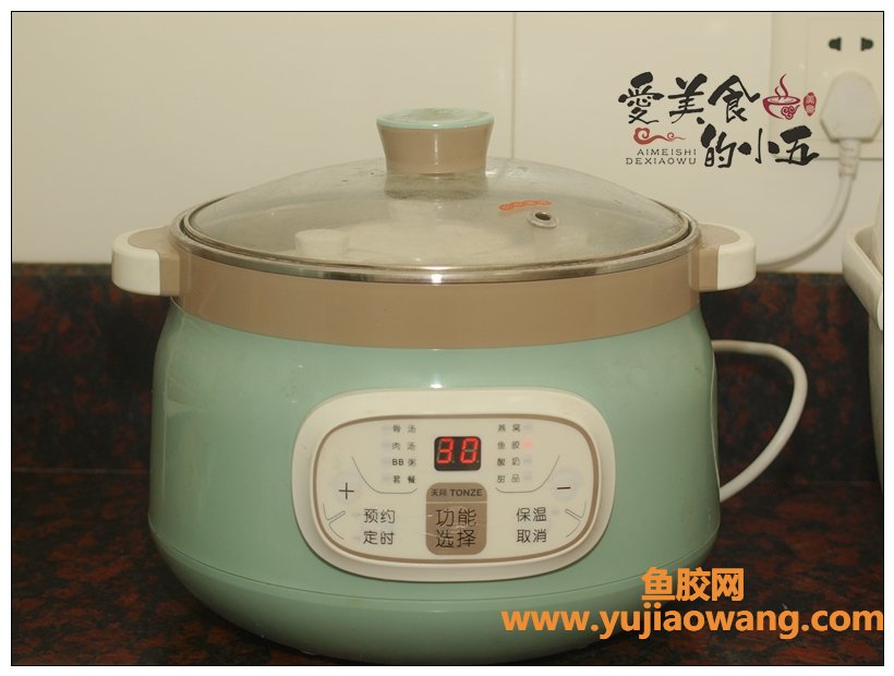 (鱼胶放什么一起炖)红枣炖鱼胶,晚上提前炖好的汤水,无须早起也有暖 (鱼胶放什么一起炖)红枣炖鱼胶,晚上提前炖好的汤水,无须早起也有暖