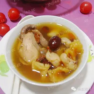 (鱼胶可以和鹌鹑一起吃吗)滋阴美容，枸杞鱼胶[花胶]炖鹌鹑的做法