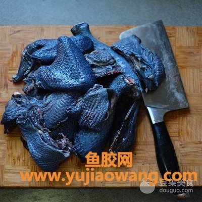 (西洋参鱼胶炖鸡有什么功效)洋参花胶乌鸡汤的做法