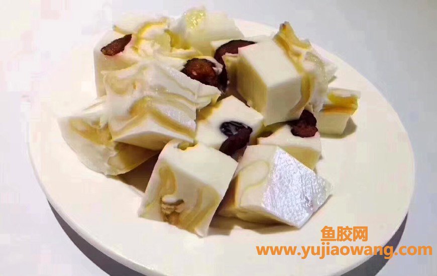 (玫瑰花鱼胶果冻的做法)一口“花胶莲香奶冻”让这个夏天变得清凉又滋 (玫瑰花鱼胶果冻的做法)一口“花胶莲香奶冻”让这个夏天变得清凉又滋