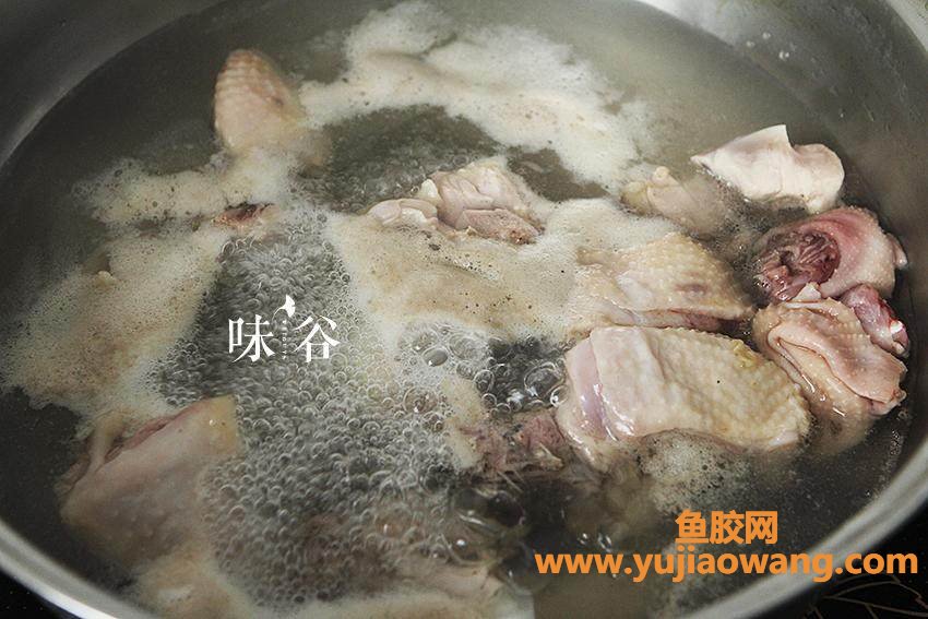 (港式鱼胶煲汤的做法)广式的花胶炖鸡汤终于上《舌尖中国3》啦!但我的
