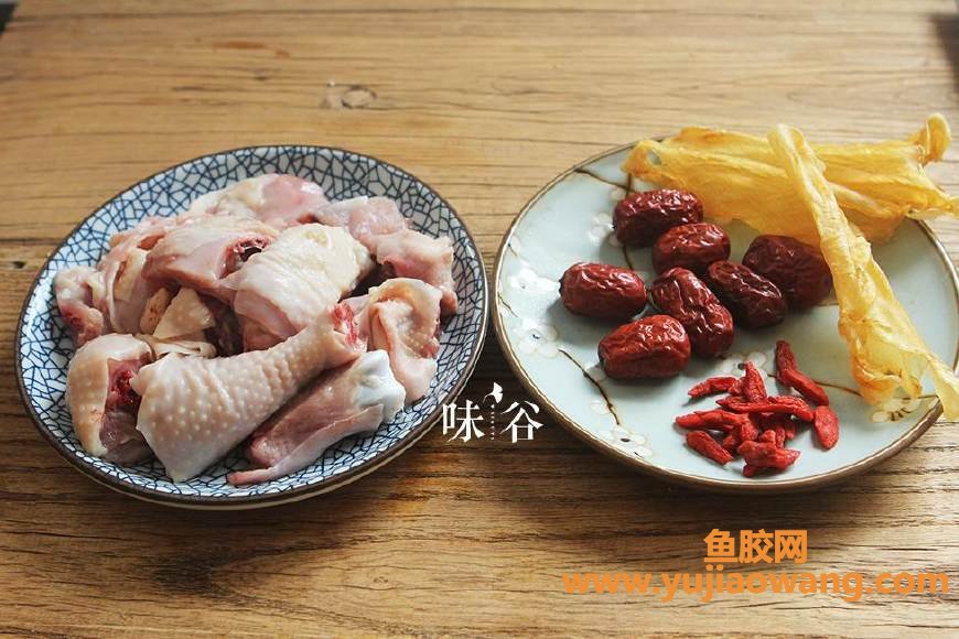 (港式鱼胶煲汤的做法)广式的花胶炖鸡汤终于上《舌尖中国3》啦!但我的