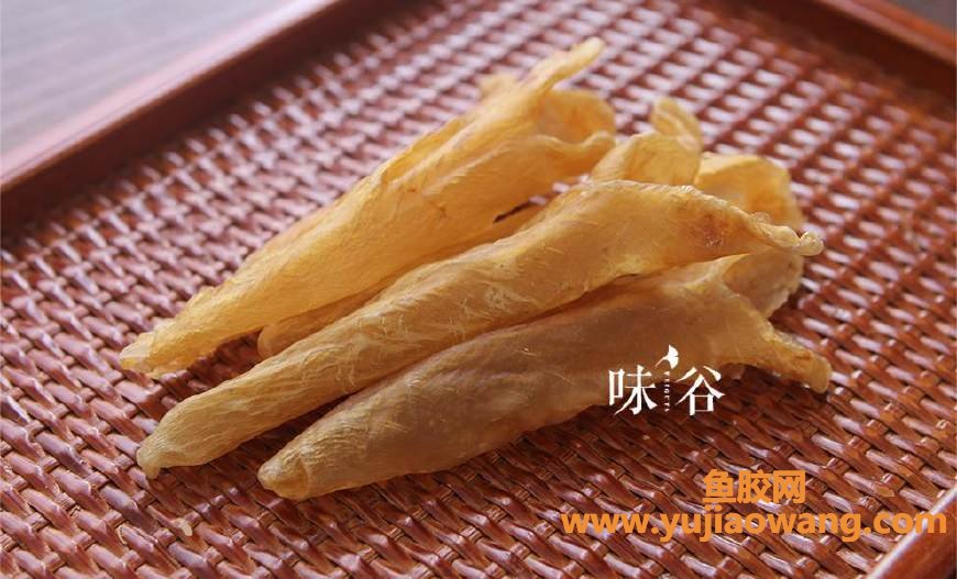 (港式鱼胶煲汤的做法)广式的花胶炖鸡汤终于上《舌尖中国3》啦!但我的