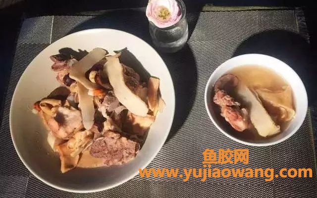 (宫颈炎能喝鱼胶汤吗)女人多喝这款鱼胶汤,省下你昂贵的护肤品!