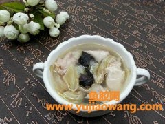 (鸡肉能同时加鱼胶红萝卜煲汤吗)养生汤分享_鱼胶炖海参、新西