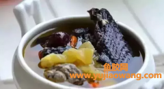 (体质湿热 鱼胶炖什么好)花胶乌鸡汤，滋阴补肾，增强免疫力