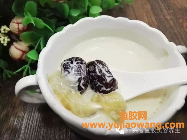 (鱼胶炖牛奶的口感)鱼胶炖牛奶甜品
