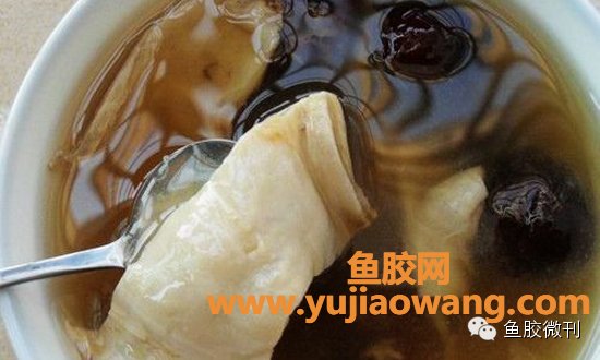 (鱼胶养血补血的功效与作用)鱼胶这样吃，嫩肤美容补气血