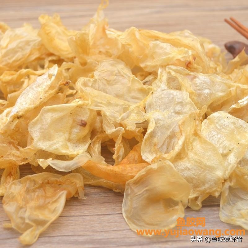 (金钱鮸鱼胶100克价格)鱼胶越厚就越好吗_这么薄，却是最贵的鱼胶之一