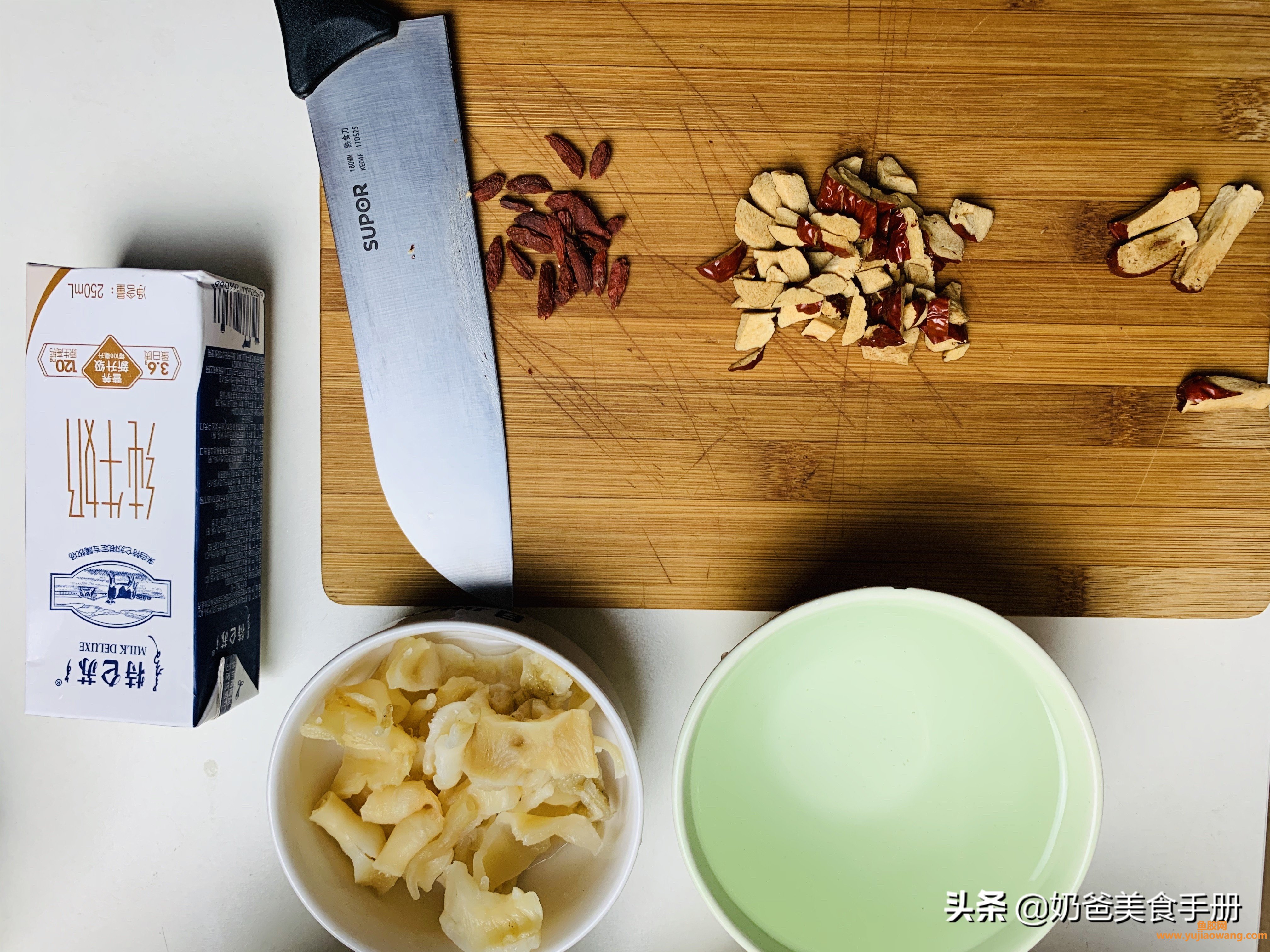 (孕妇吃深海鱼胶的做法)孕期吃鱼胶真的很补吗_鱼胶要怎么做才能不腥 (孕妇吃深海鱼胶的做法)孕期吃鱼胶真的很补吗_鱼胶要怎么做才能不腥