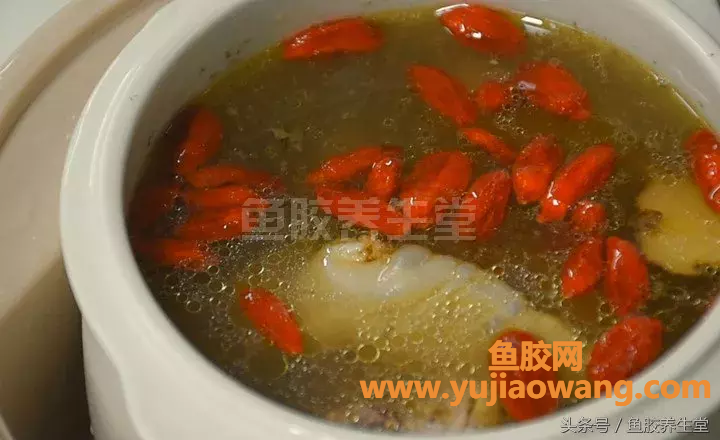 (哺乳期吃鱼胶都通过母乳给宝宝吗)准妈妈吃花胶秘笈_从这道花胶靓汤