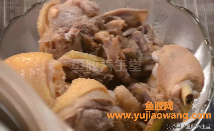 (哺乳期吃鱼胶都通过母乳给宝宝吗)准妈妈吃花胶秘笈_从这道花胶靓汤
