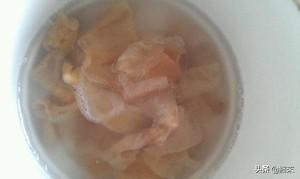 花胶牛奶大补吗(牛奶炖花胶的做法是什么，牛奶炖花胶怎么做好吃？