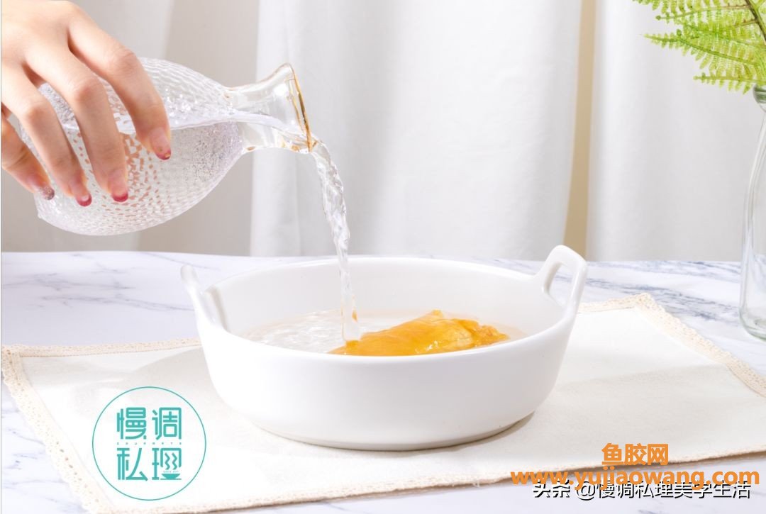 (脑供血不足吃鱼胶)滋补过冬_胶质满满的鱼胶靓汤,就该这样煮 (脑供血不足吃鱼胶)滋补过冬_胶质满满的鱼胶靓汤,就该这样煮