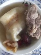 (小孩消化不好可以炖鱼胶吃吗)黄嫲嫲教你炖鱼胶