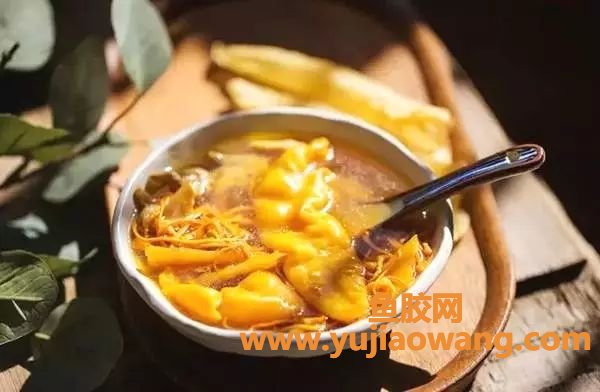 (鱼胶炖鸡什么时候吃比较好)花胶炖鸡有3招,食疗效果惊人!