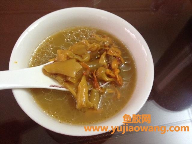 虫草炖花胶(花胶虫草炖瘦肉)