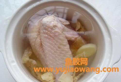 花胶西洋参(花胶西洋参鸡汤的做法与功效与作用)