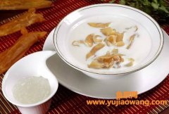 炖花胶牛奶(炖花胶牛奶什么时候放)