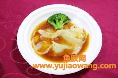 辣椒炒花胶(花胶用盐炒有什么功效)