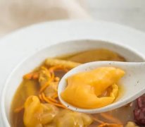 花胶煲瘦肉汤的功效和作用(花胶海参茨实瘦肉汤的功效？)