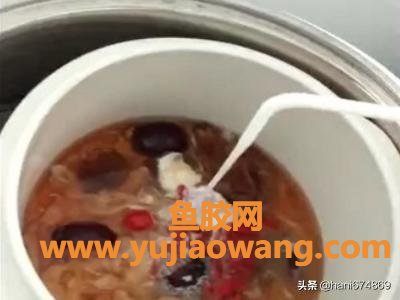 花胶牛奶怎么煲汤 花胶和什么煲汤最适合 花胶牛奶怎么煲汤 花胶和什么煲汤最适合