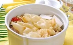 沙虫花胶煲鸡汤的功效与作用 沙虫花胶煲鸡汤的做法大全