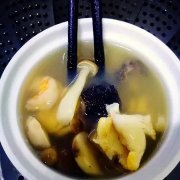 坐月子花胶食用方法 坐月子花胶怎么吃