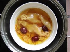 排骨花胶炖汤的做法 排骨煲花胶汤的做法