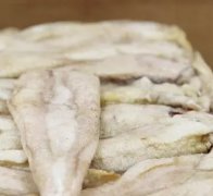 花胶搭配什么炖汤适合小孩吃 花胶搭配什么煲汤