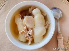 莲子花胶排骨汤的做法 莲子花胶汤的做法大全