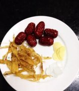 鱼胶和什么一起炒好吃 鱼胶和什么一起炒好吃呢