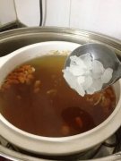 男人吃胶原蛋白的功效 男人吃胶原蛋白有用吗